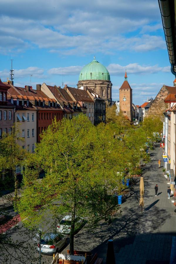 Apartamento Am Spittlerturm Núremberg Exterior foto